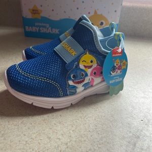 Baby Shark Athletic Slip On With Lights Sneakers